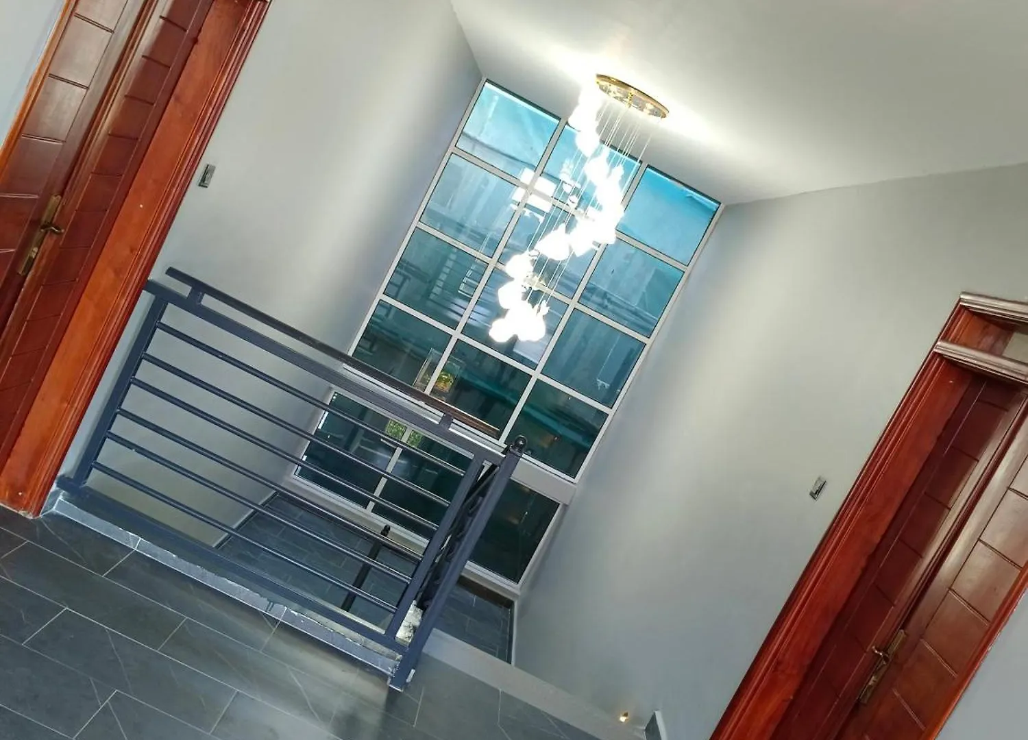Winslow Luxury Apartments With Wifi Connection And A Gorgeous Lake Sunset View Kampala