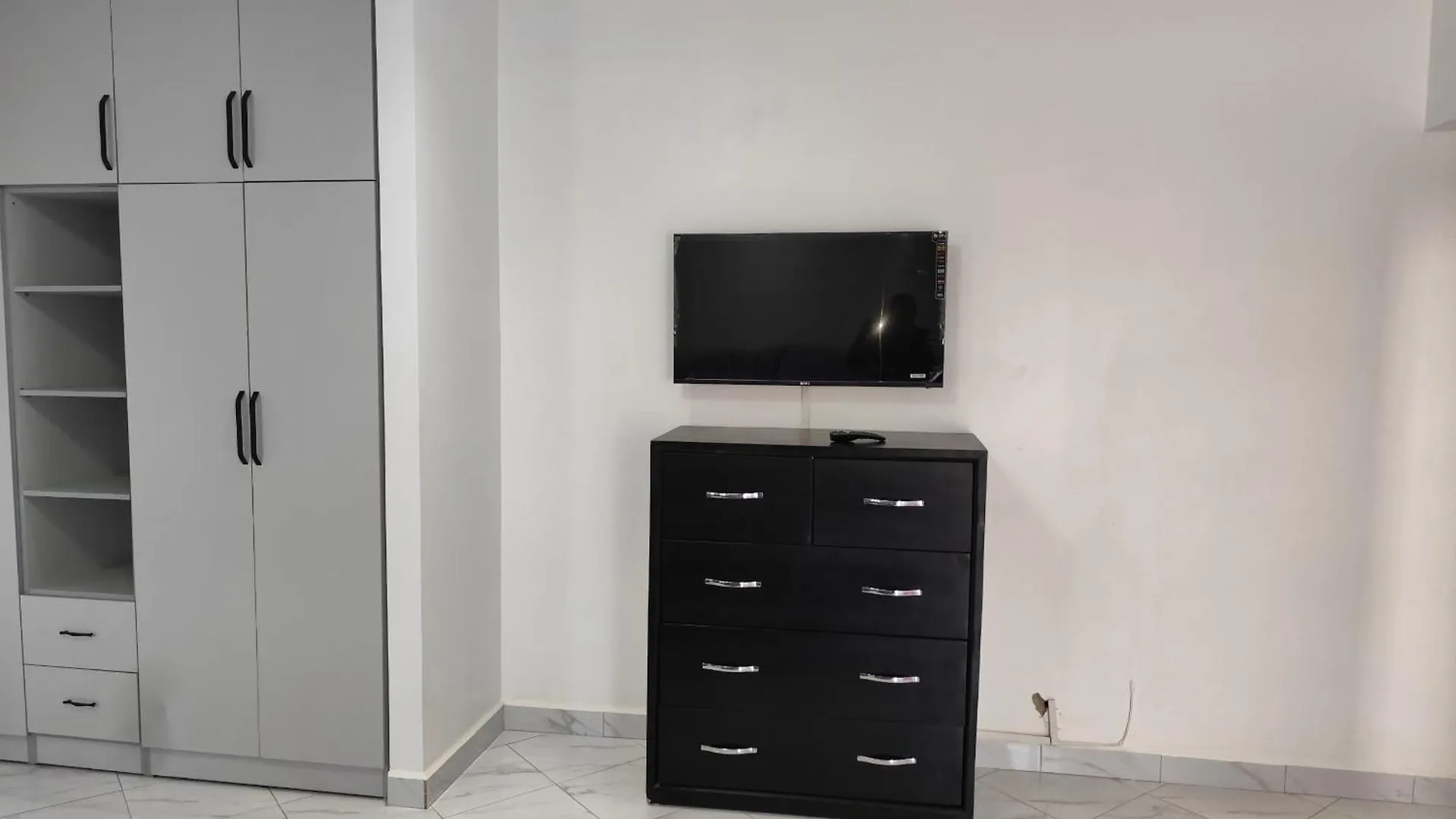 Winslow Luxury Apartments With Wifi Connection And A Gorgeous Lake Sunset View Kampala 0*,  Uganda