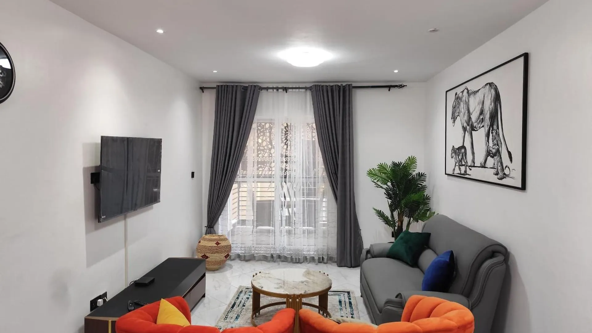 Winslow Luxury Apartments With Wifi Connection And A Gorgeous Lake Sunset View Kampala